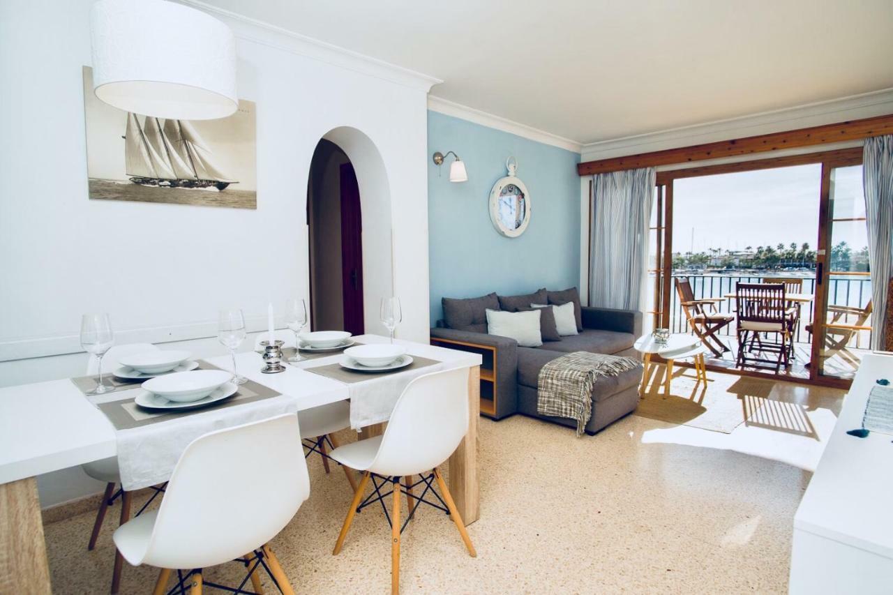 Beachfront Apartment Port de Alcudia  Exteriör bild