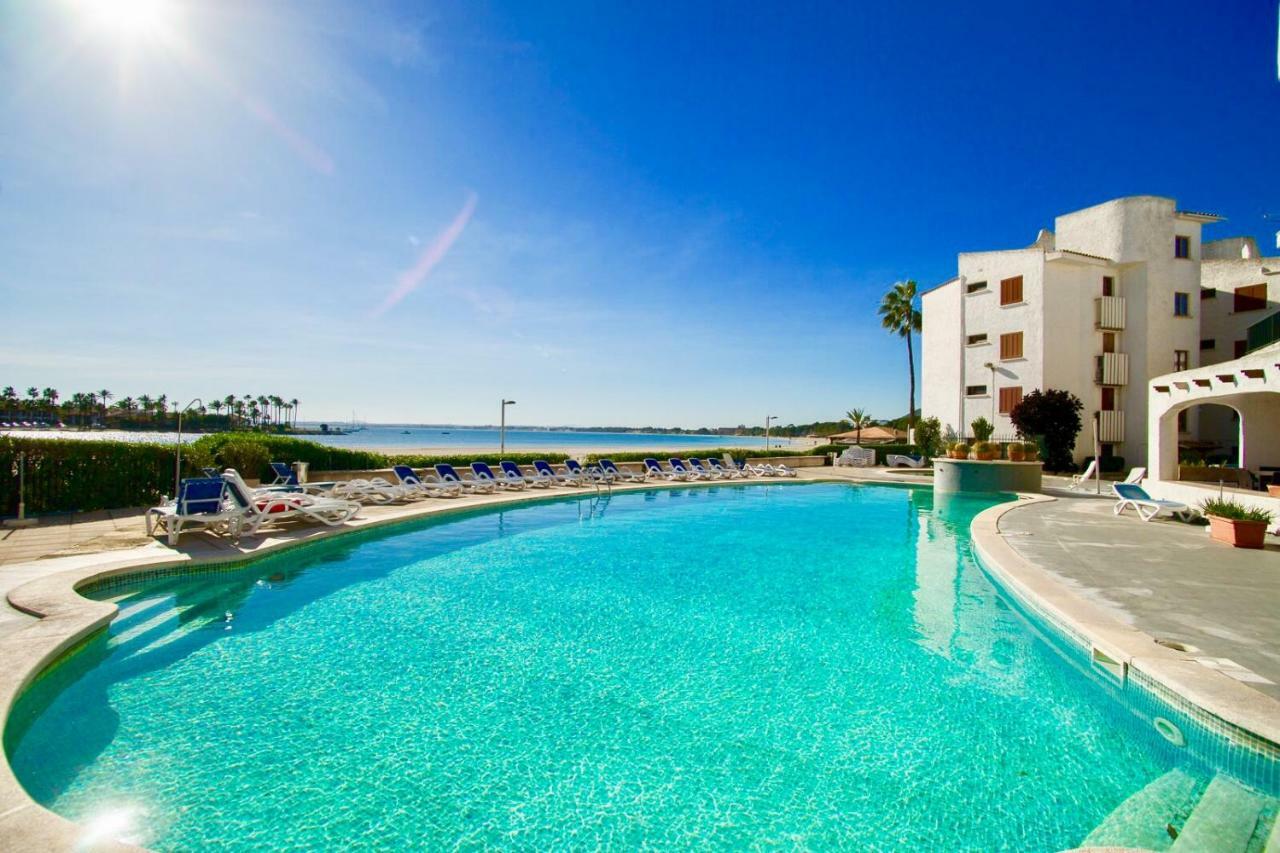 Beachfront Apartment Port de Alcudia  Exteriör bild